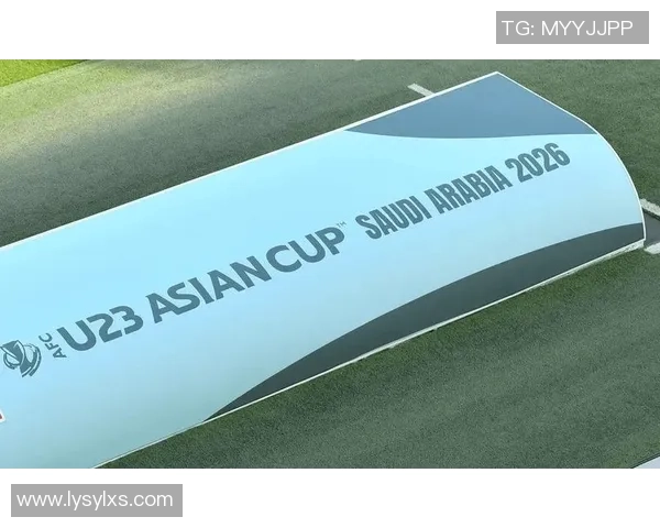 全球聚焦足球赛事 新兴力量崛起 传统豪门再度角逐 冠军之路充满变数 全球聚焦足球赛事 新兴力量崛起 传统豪门再度角逐 冠军之路充满变数